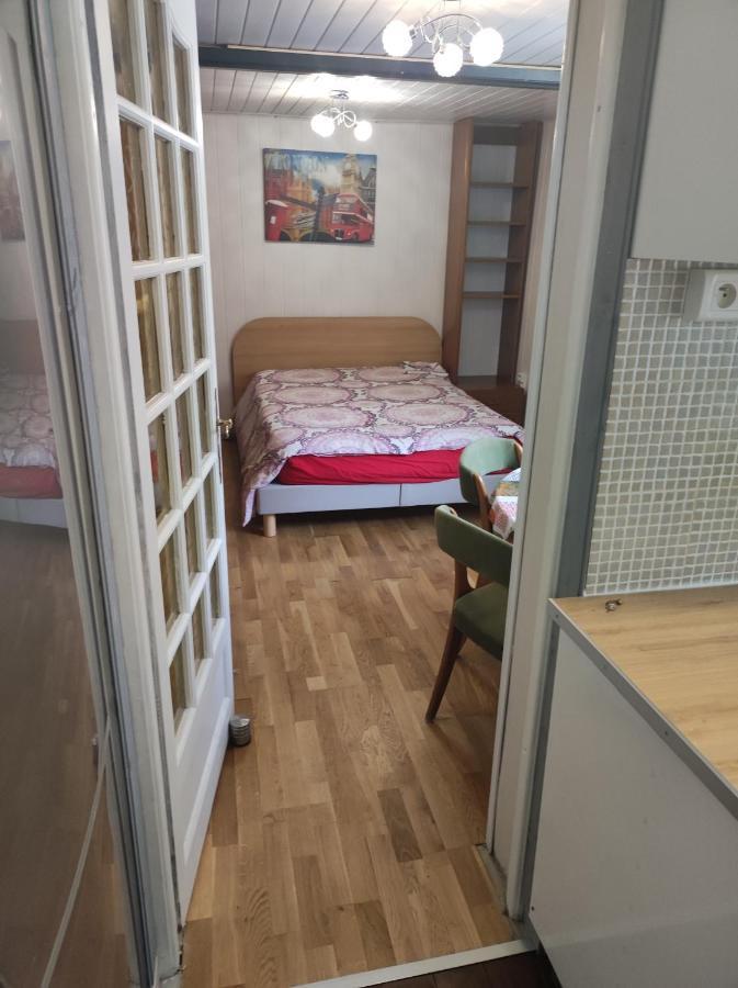 Ferienwohnung Studio Independant Dans Un Maison Saint-Denis  Exterior foto
