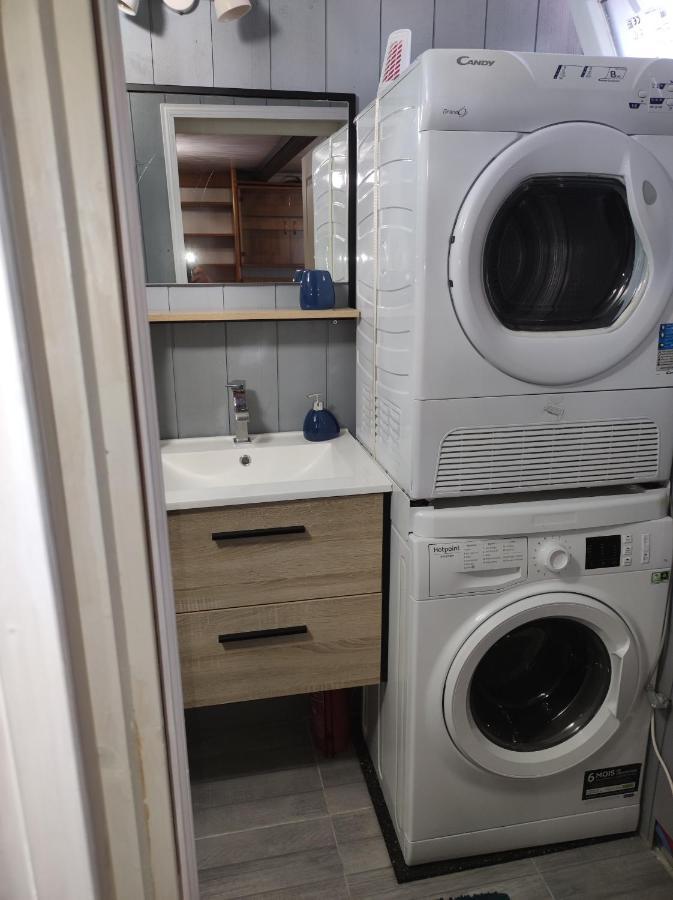 Ferienwohnung Studio Independant Dans Un Maison Saint-Denis  Exterior foto